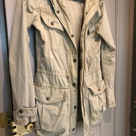 Aritzia Talula Jacket - Picture 4 of 6